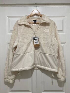 The North Face white Teddy Fleece Half-Zip Jacket NWT